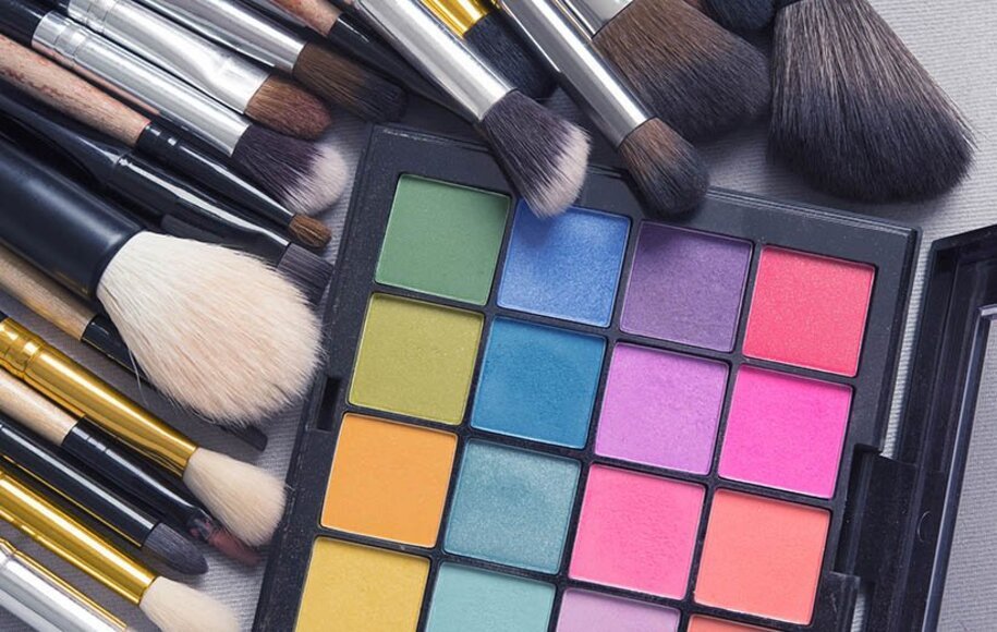 How to choose the best eyeshadow palette?