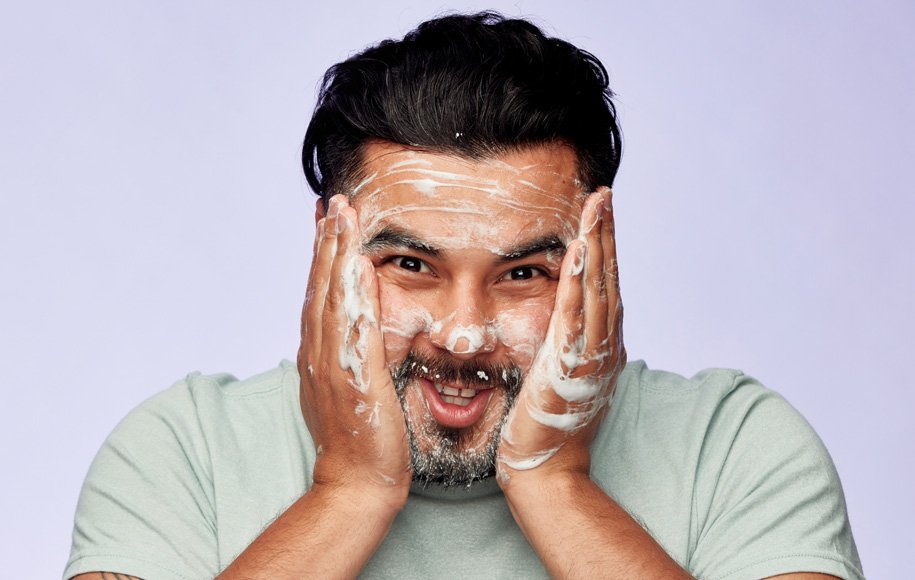 Facial Masks for Men that Help with Healthy and Glowing Skin