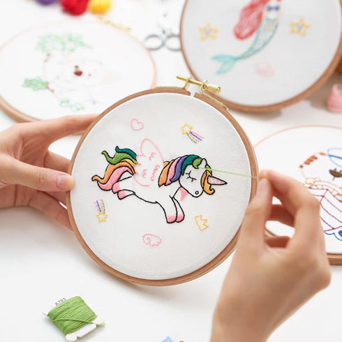 16 PCS Embroidery Fabric, Pre-Cut White Natural Cotton Embroidery Cloth Fabric, 4 Different Sizes 5.9 to 11.8inch, Embroidery Cloth Squares for Em...