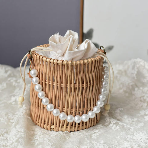 500pcs Pearl Beads Bulk,10mm White Faux Pearl Bead with Holes for Craft Plastic Bracelet Necklace Jewelry Making Decoration Bag Decor Keychain Pen...