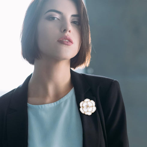 PAGOW 3Pcs Flower Brooch Pin, Fashion Petal Pearl Elegant Exquisite Brooches Pins Set Decoration for Women Wedding Banquet Party Shirts Dresses...