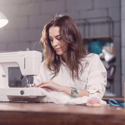 WILLBOND Magnetic Wrist Sewing Pincushion Wrist Magnetic Pin Holder Wristband Pin Cushion Holder with 3 Pcs Stainless Steel Pintail Comb Rat Tail ...