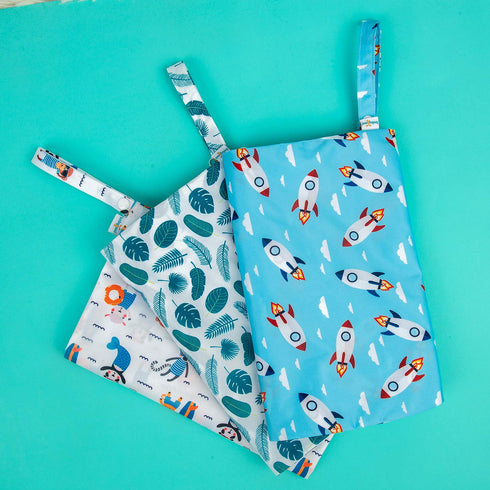 babygoal Wet Dry Bags for Baby Cloth Diapers, Washable Travel Bags, Beach, Pool, Gym Bag for Swimsuits & Wet Clothes with Two Zippered Pockets 3 P...