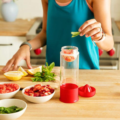 Munchkin® Miracle® 360 Fruit Infuser Water Bottle, 20 Ounce, Red...