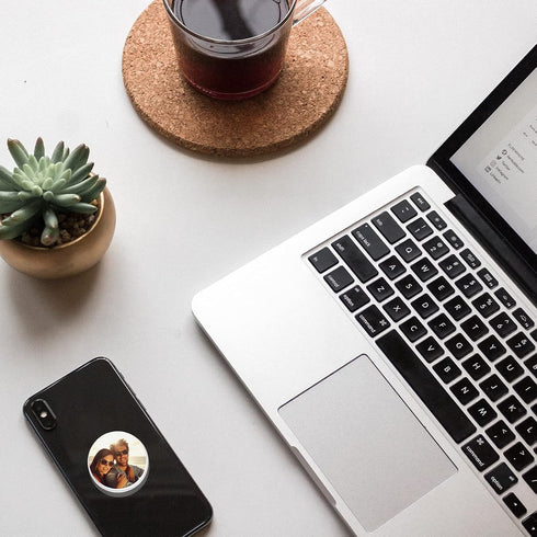 Frienda Slimline Phone Stand, 40 Pieces, White, Suitable for Tablets and Phones, Easy to Install, Foldable, Adjustable Viewing Angle, Ideal for Da...