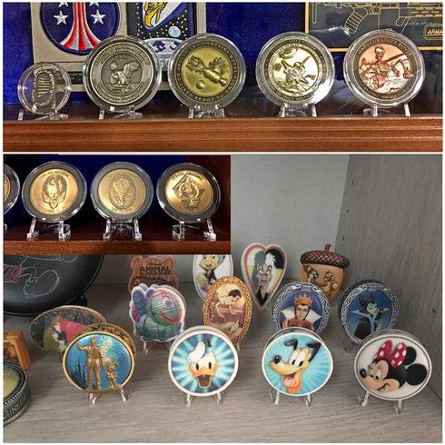 Hipiwe 12 Packs Acrylic Easel Stands Clear Mini Coin Display Easel Holder for Displaying Air-Tite Coins Pocket Watches Capsules Challenge Medals Casino Chips,2.64 Inch Tall