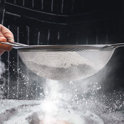 Fine Mesh Strainer, Stainless Steel Fine Mesh Sieve, Set of 3 Small Strainers Fine Mesh for Kitchen, Silver Colander Sieve Sifter with Long Handle, 3.2", 5.3", 7.8"