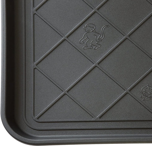 Stalwart 75-ST6013 All Weather Boot Tray €“ Water Resistant Plastic Utility Shoe Mat €“ Indoor Outdoor Doormats for Use in All Seasons, Small, Black